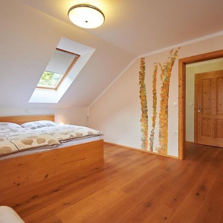 Guest House Hisa Sonca Luce Exterior photo